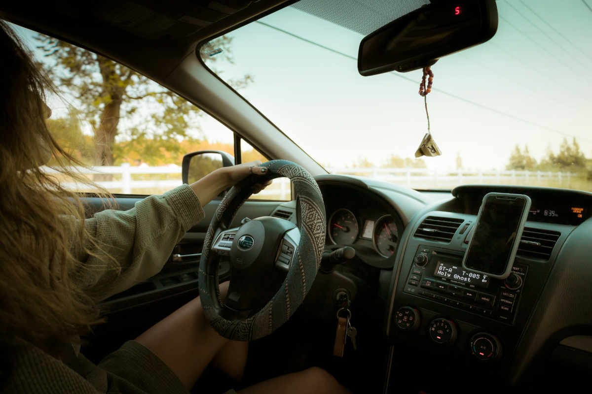 posso intestare l'assicurazione auto ad un'altra persona